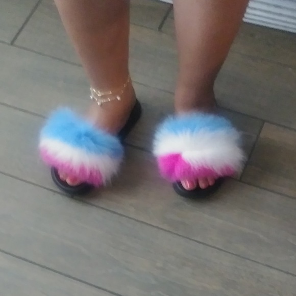 Shoes - Fluffy Slides: Blue Ombré